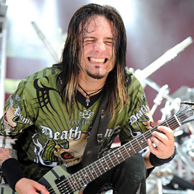 Five Finger Death Punch: már csak 35 százalék hiányzik