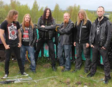 Az Astral Doors hangjával térnek vissza a Sabaton kiugrott hangszeresei