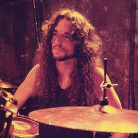 Ismét aktivizálja magát Nick Menza