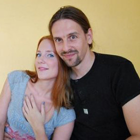 Megszületett Simone Simons és Oliver Palotai első gyermeke