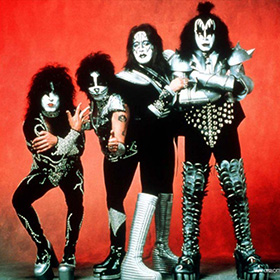 Simmons még egy gála kapcsán is kategorikusan kizárja Frehley és Criss jelenlétét