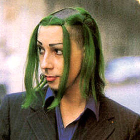 Súlyos, előrehaladott rákbetegségben szenved a Marilyn Manson alapító gitárosa