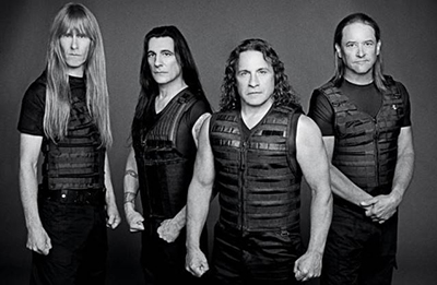 Dupla lemezként, rengeteg bónusszal jön a Kings Of Metal MMXIV