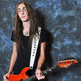A Lizzy Bordenből újított másodgitárost Zakk Wylde