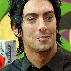 Anglia legkeményebb börtönében is hülyére keresi magát Ian Watkins