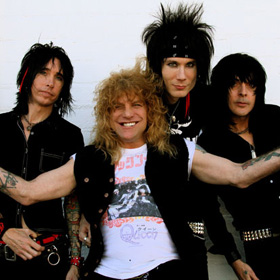 Lesz folytatás Steven Adler csapatánál