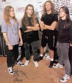 Első ízben jelenik meg CD-n a San Antonio-i Slayer EP-je és nagylemeze