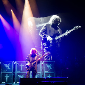 Videók a Black Sabbath brooklyni turnényitójáról
