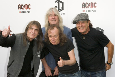 Brian Johnson cáfolja az AC/DC feloszlásáról szóló híreket