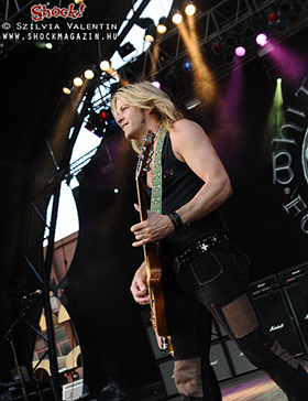 Időbeli ütközésekkel indokolja a Whitesnake otthagyását Aldrich