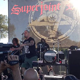 Teljes turnéra indulhat a Superjoint Ritual