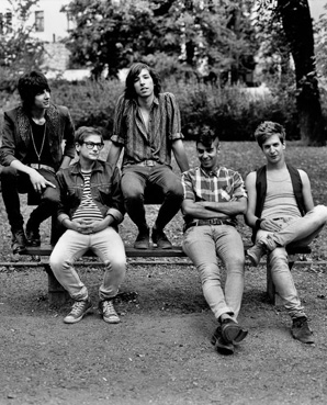 Ivan & The Parazol: „Mindannyian a rock klasszikusain nőttünk fel”