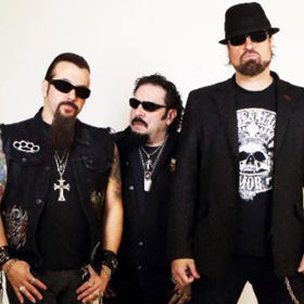 „Mindenben jobb” az Adrenaline Mob működése Peróval Portnoy helyén