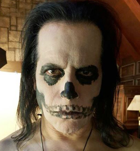 Harmincöt év után ismét felkente a Misfits-sminket Glenn Danzig
