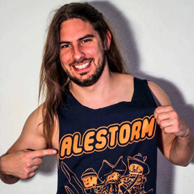 Bodor Máté segíti ki gitáron az Alestormot az idei fesztiválszezonban