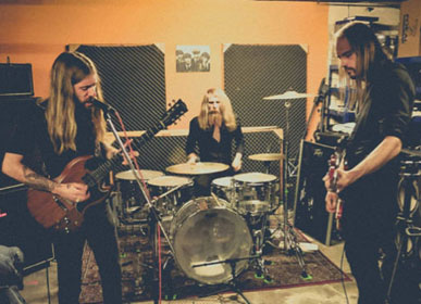 The Old Man: itt az első fecske a Kadavar Berlin albumáról