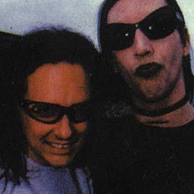 Akusztikus southern bluest játszik közös projektjében Marilyn Manson és Jonathan Davis