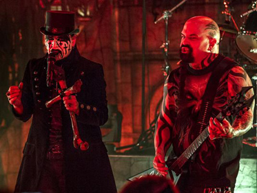 Szájkarate és egymásra mutogatás kíséri a legnagyobb amerikai metal-fesztiválturné csúfos bukását