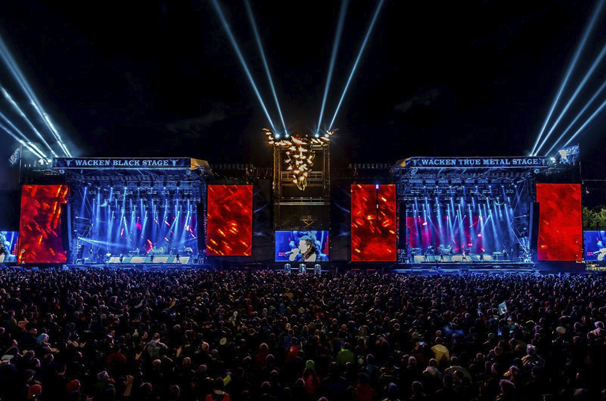 Elképesztő szimultán koncerttel tért vissza a színpadra a Savatage