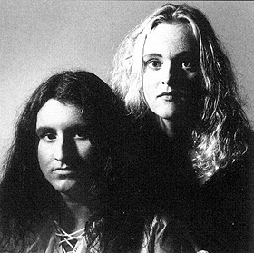 Ismét közösen koncertezik a Theatre Of Tragedy főnökével Liv Kristine