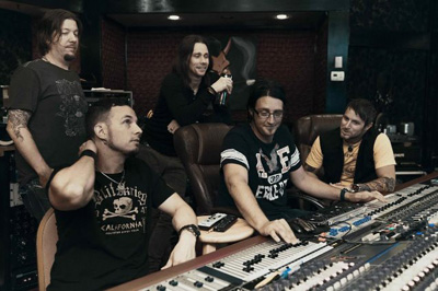Elkezdte a munkát az új lemezen az Alter Bridge