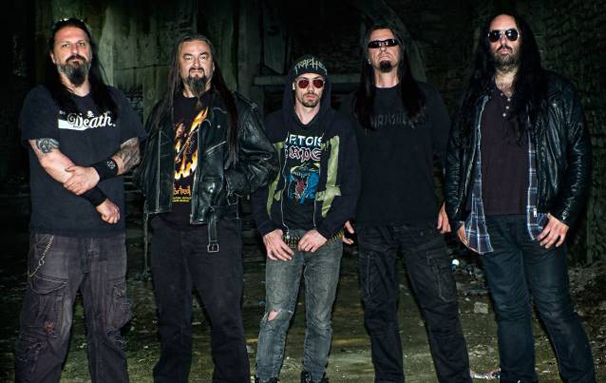Onslaught: élőben a mészárszékről