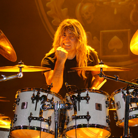 Mikkey Dee-vel éledt újjá a Thin Lizzy