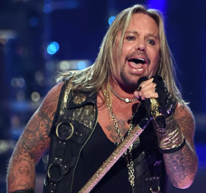 Exposed-stílusú új szólóalbumon dolgozik Vince Neil