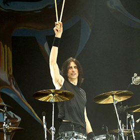 Thin Lizzy: Travis, Haugland és Hamilton a fedélzeten