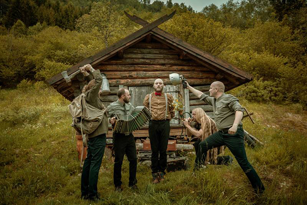 Múzeumból közvetíti február 6-ai fellépését a Vulture Industries