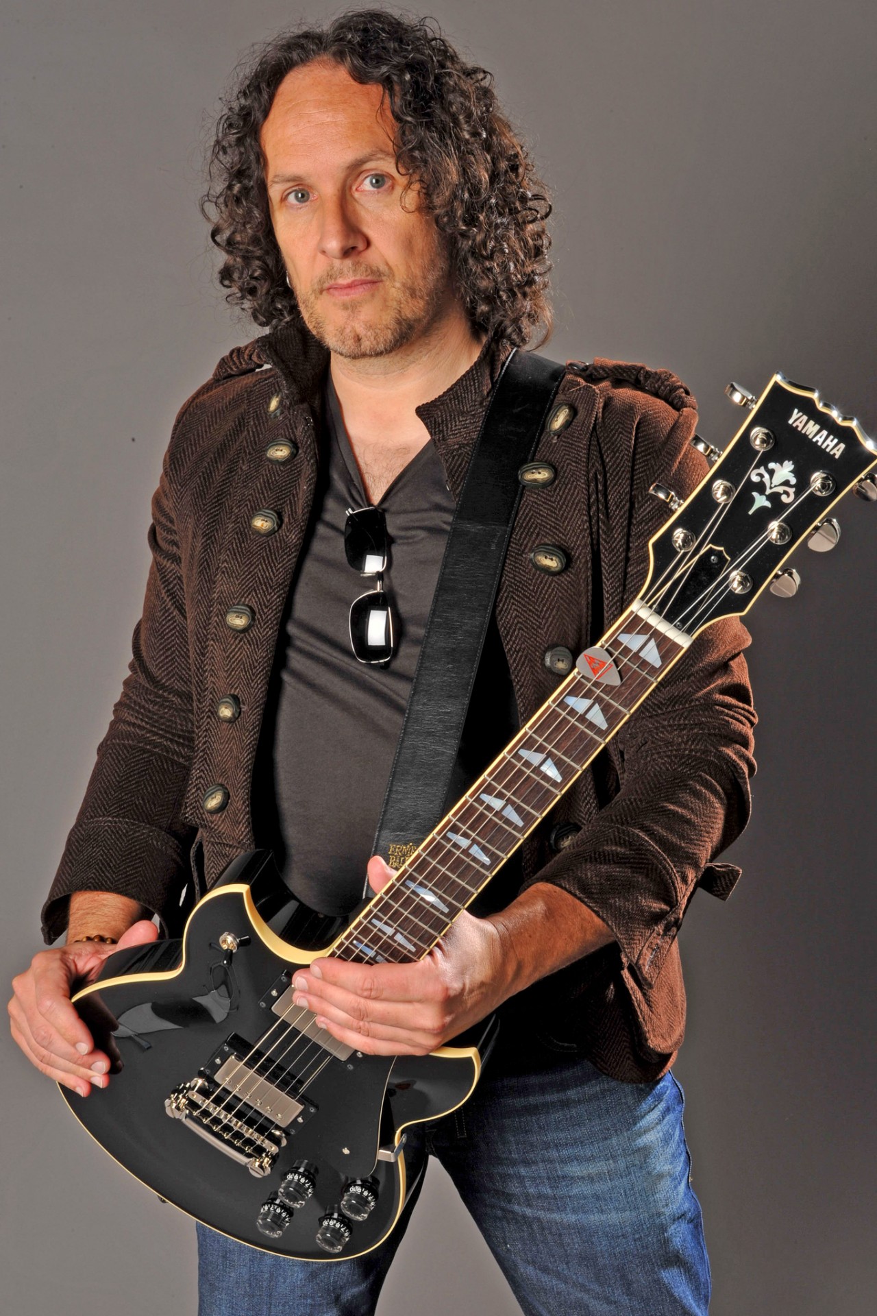 Vivian Campbell: négy évtizednyi gitár