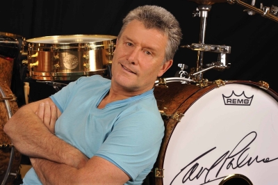 Szerda este Carl Palmer a Hajón