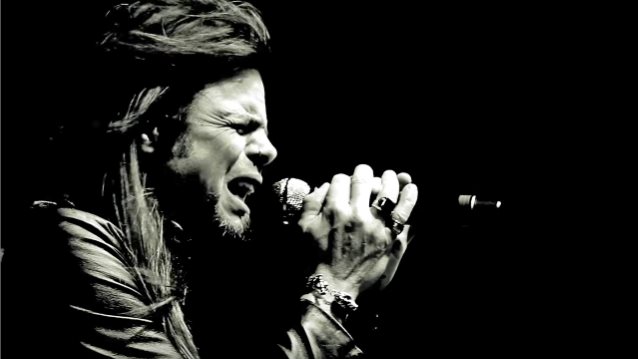 Hallgasd meg a Heart Barracudáját a Queensryche frontemberének előadásában!