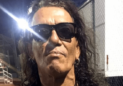 Ismét önálló lemezt jelentet meg Stephen Pearcy