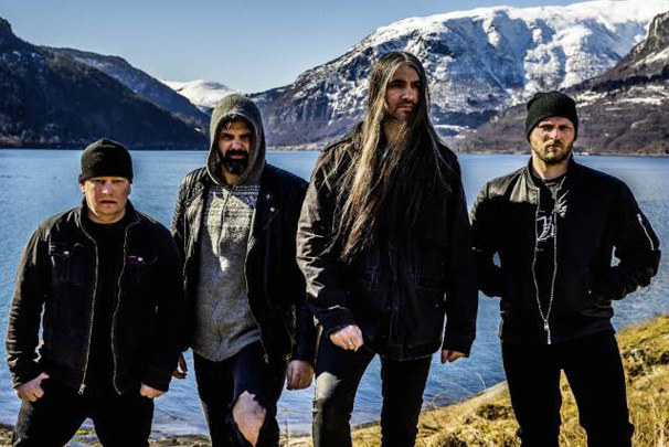 Szombat esti élő távkoncert a Vreiddel