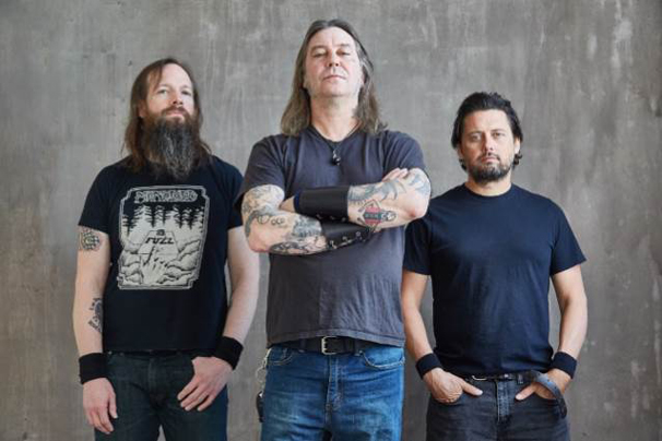 Kilépett a High On Fire-ből Des Kensel