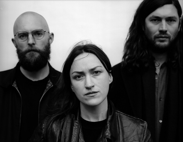 Hallgasd végig az Esben And The Witch új nagylemezét!