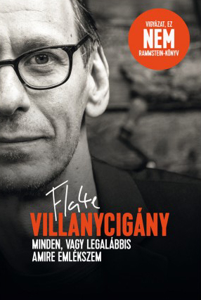 Villanycigány címmel érkezik magyarul a Rammstein billentyűsének önéletrajza