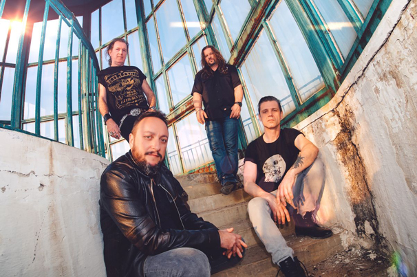 Nagyszabású akusztikus koncert és DVD az Asphalt Horsementől