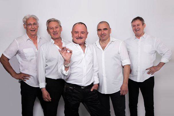 Egyetlen koncert erejéig ismét színpadra áll az ős-Bikini