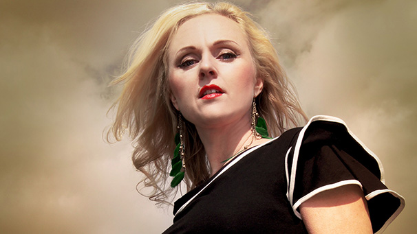 Love Me High: új klipdal Liv Kristine River Of Diamonds albumáról