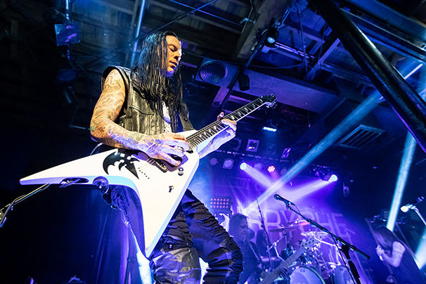 Tizenkét év után otthagyta a Queensryche sorait Parker Lundgren
