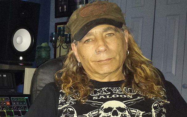 Meghalt Gary Corbett