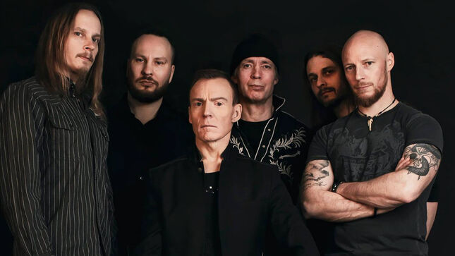 „Tele van az album riffekkel, refrénekkel, kórusokkal, szólókkal, csupa jósággal”