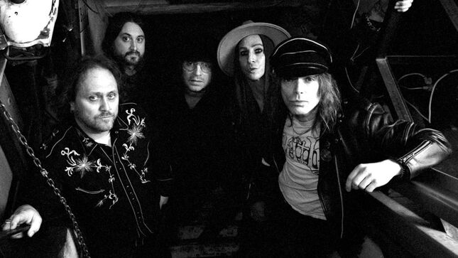 Új albummal tér vissza a The Hellacopters: „Tudom, azt mondtam, soha többé, de tévedtem”