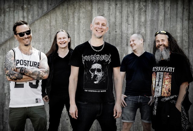 Új számmal jelentkezett és több európai koncertet is ad idén a Clawfinger
