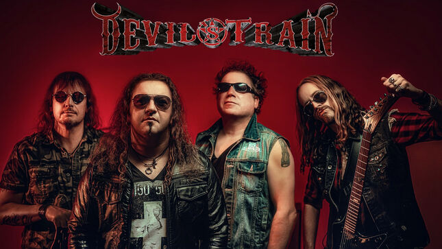 Pénteken érkezik az új Devil’s Train, nézd meg a You Promised Me Love klipjét!