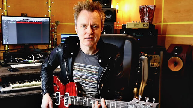 Hivatalosan is Simon McBride lett a Deep Purple új gitárosa