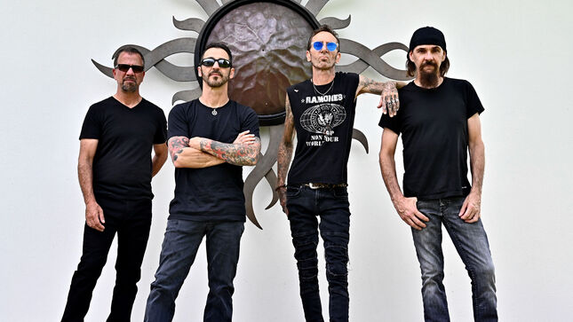 Shannon Larkin és Tony Rombola nélkül turnézik Európában a Godsmack