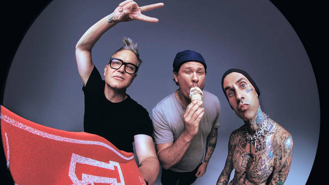 Edging: tíz év után itt az első Tom DeLonge-féle Blink-182-dal